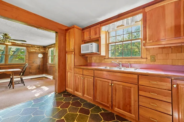 $500,000 | 20 Albion Lane, West Newbury, MA 01985