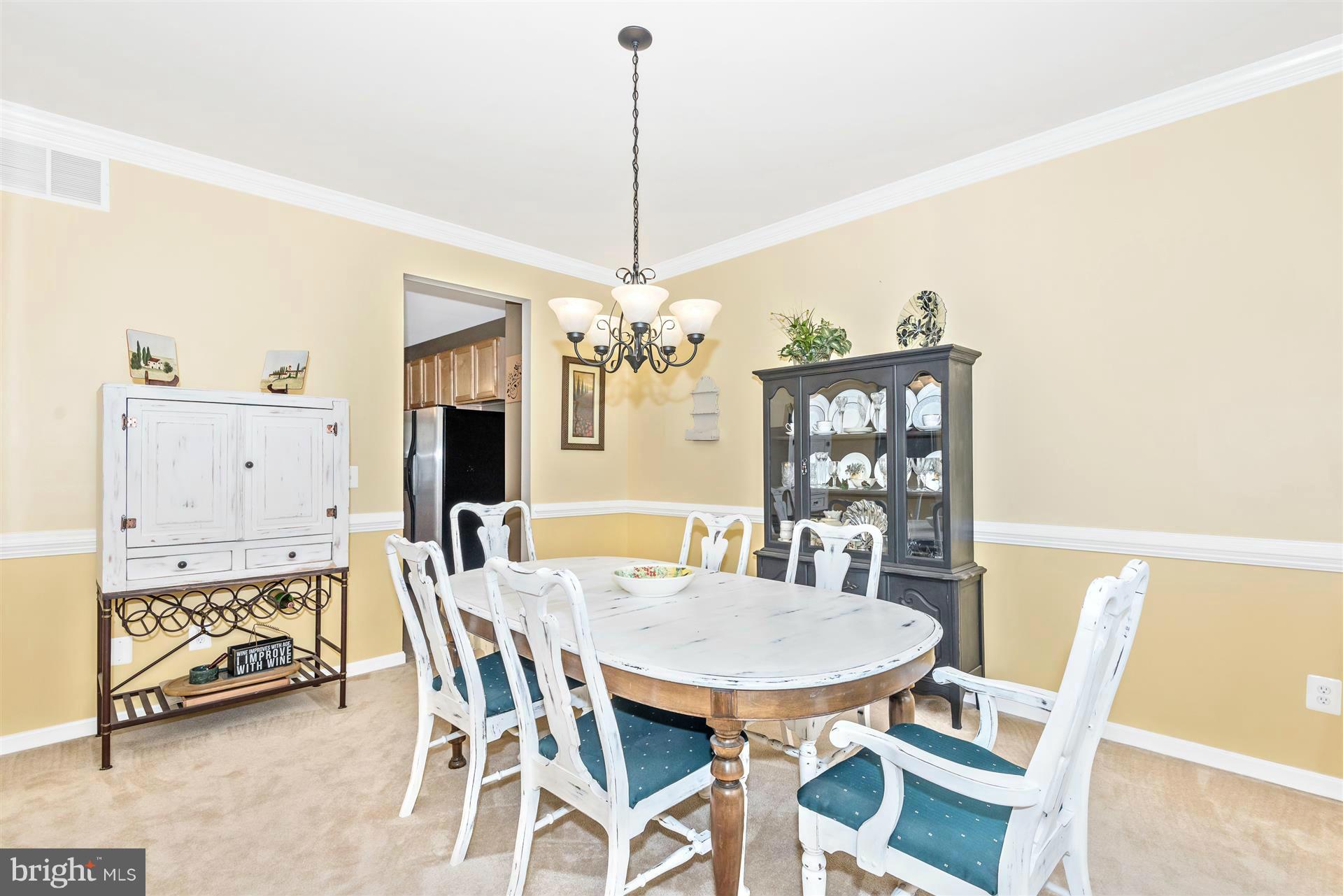 244 Colbert Street Taneytown, MD 21787 - Photo 11 of 30 Dining Room