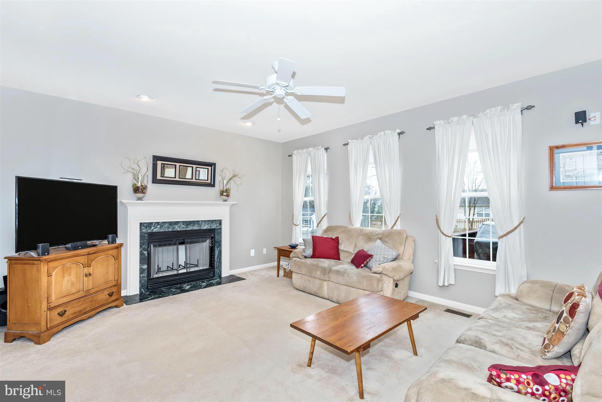 244 Colbert Street Taneytown, MD 21787 - Photo 14 of 30 Family Room