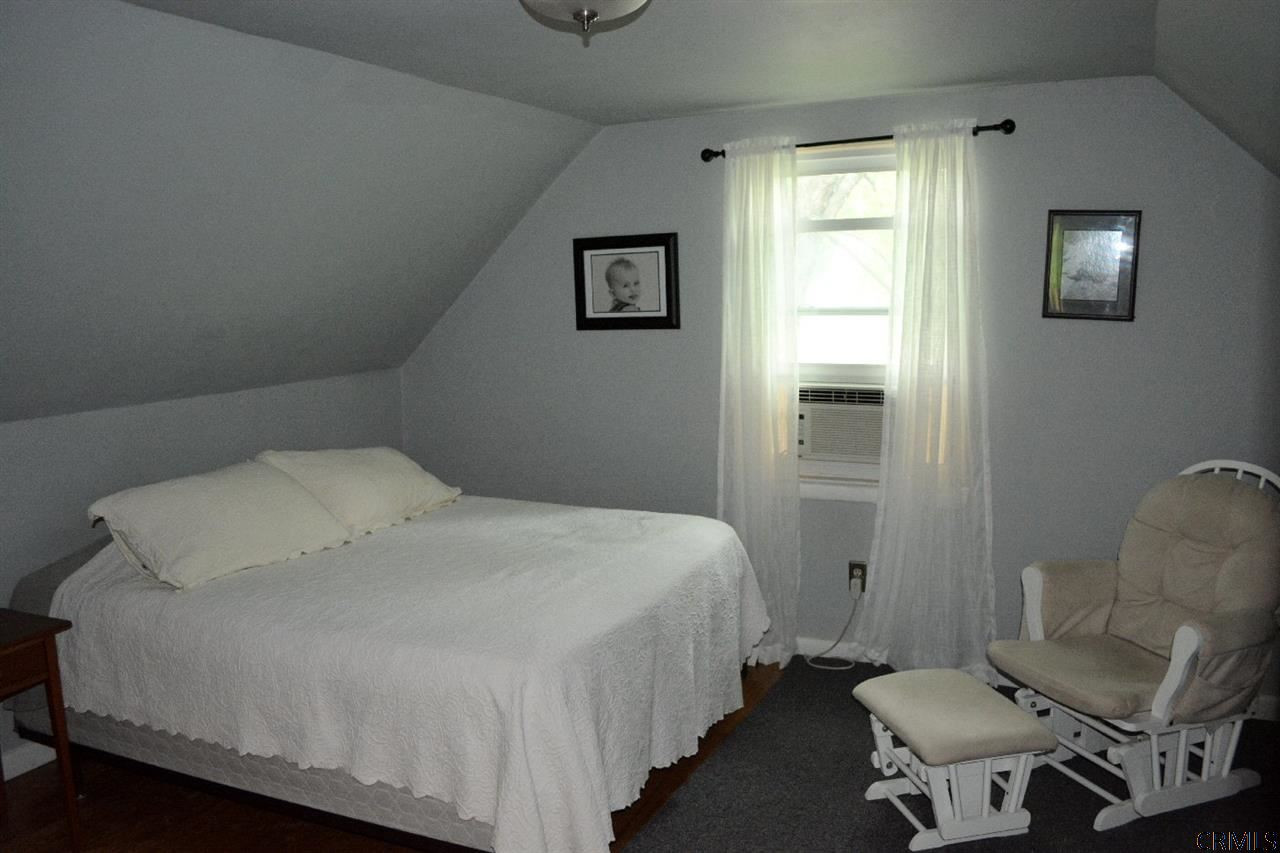 40 Tanglewood Road Colonie, NY 12205 - Photo 11 of 15 Photo 11