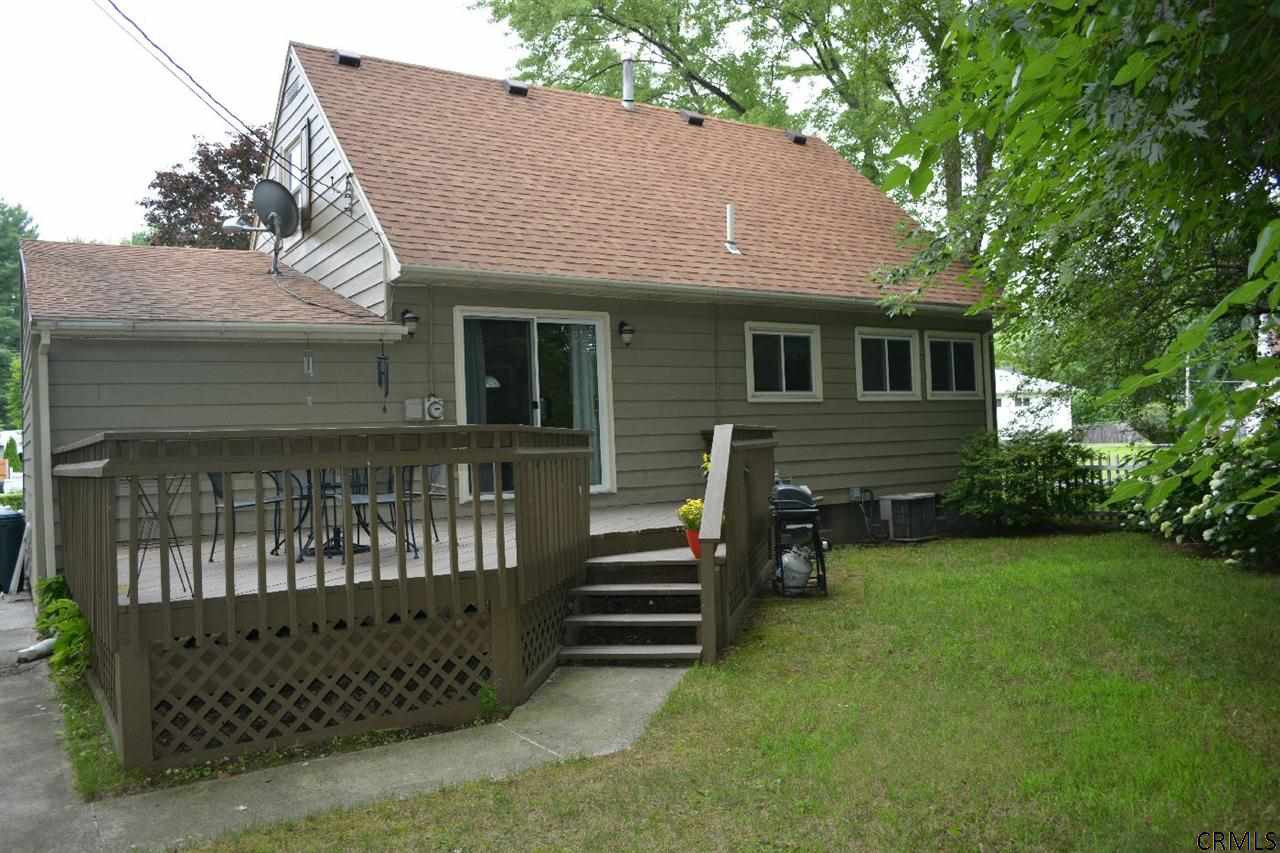 40 Tanglewood Road Colonie, NY 12205 - Photo 14 of 15 Photo 14