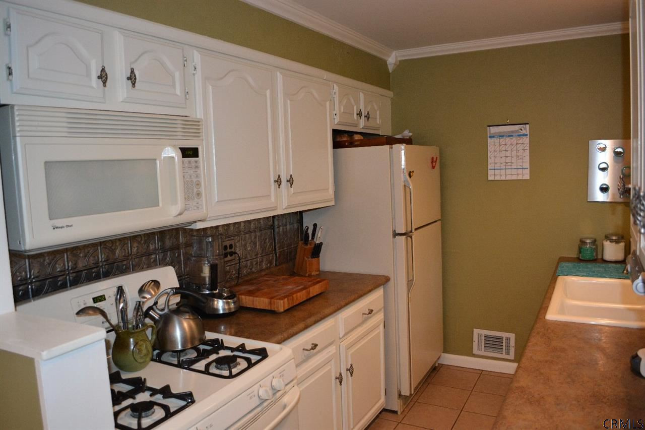 40 Tanglewood Road Colonie, NY 12205 - Photo 5 of 15 Photo 5