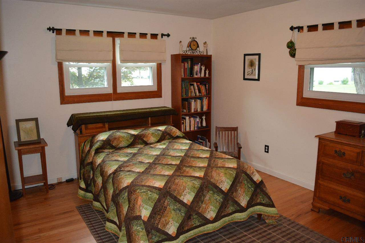 40 Tanglewood Road Colonie, NY 12205 - Photo 7 of 15 Photo 7