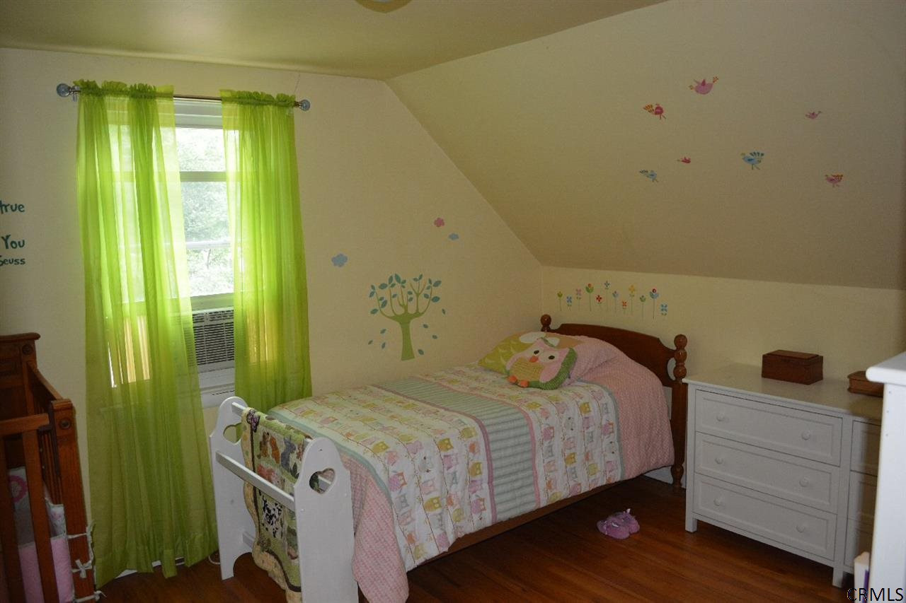 40 Tanglewood Road Colonie, NY 12205 - Photo 10 of 15 Photo 10