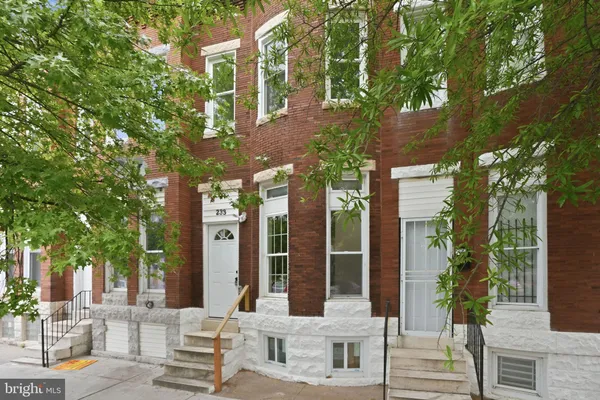 $2,500 | 233 North Luzerne Avenue, Baltimore, MD 21224