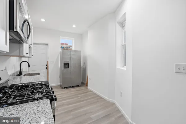 $2,500 | 233 North Luzerne Avenue, Baltimore, MD 21224