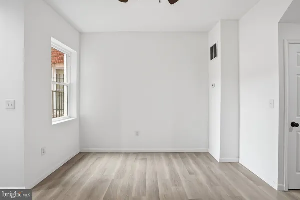 $2,500 | 233 North Luzerne Avenue, Baltimore, MD 21224