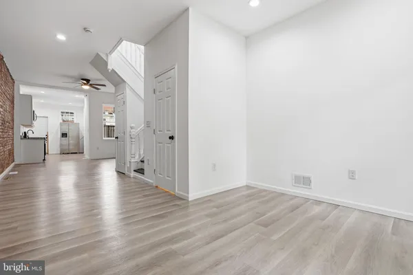 $2,500 | 233 North Luzerne Avenue, Baltimore, MD 21224