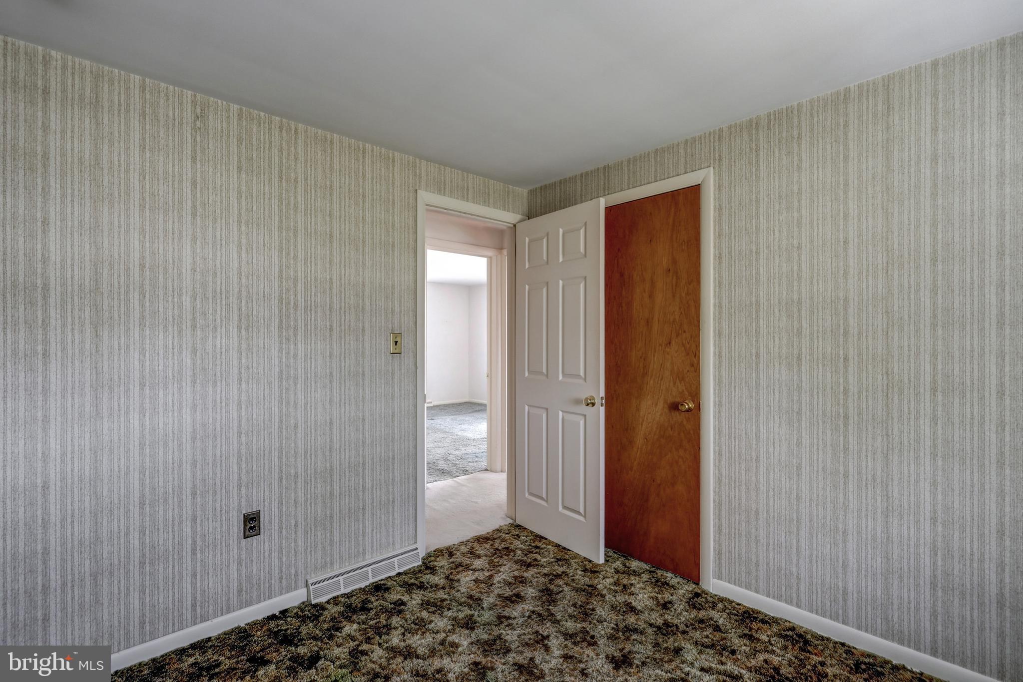 1363 Union Street Lancaster, PA 17603 - Photo 21 of 32 Bedroom 4