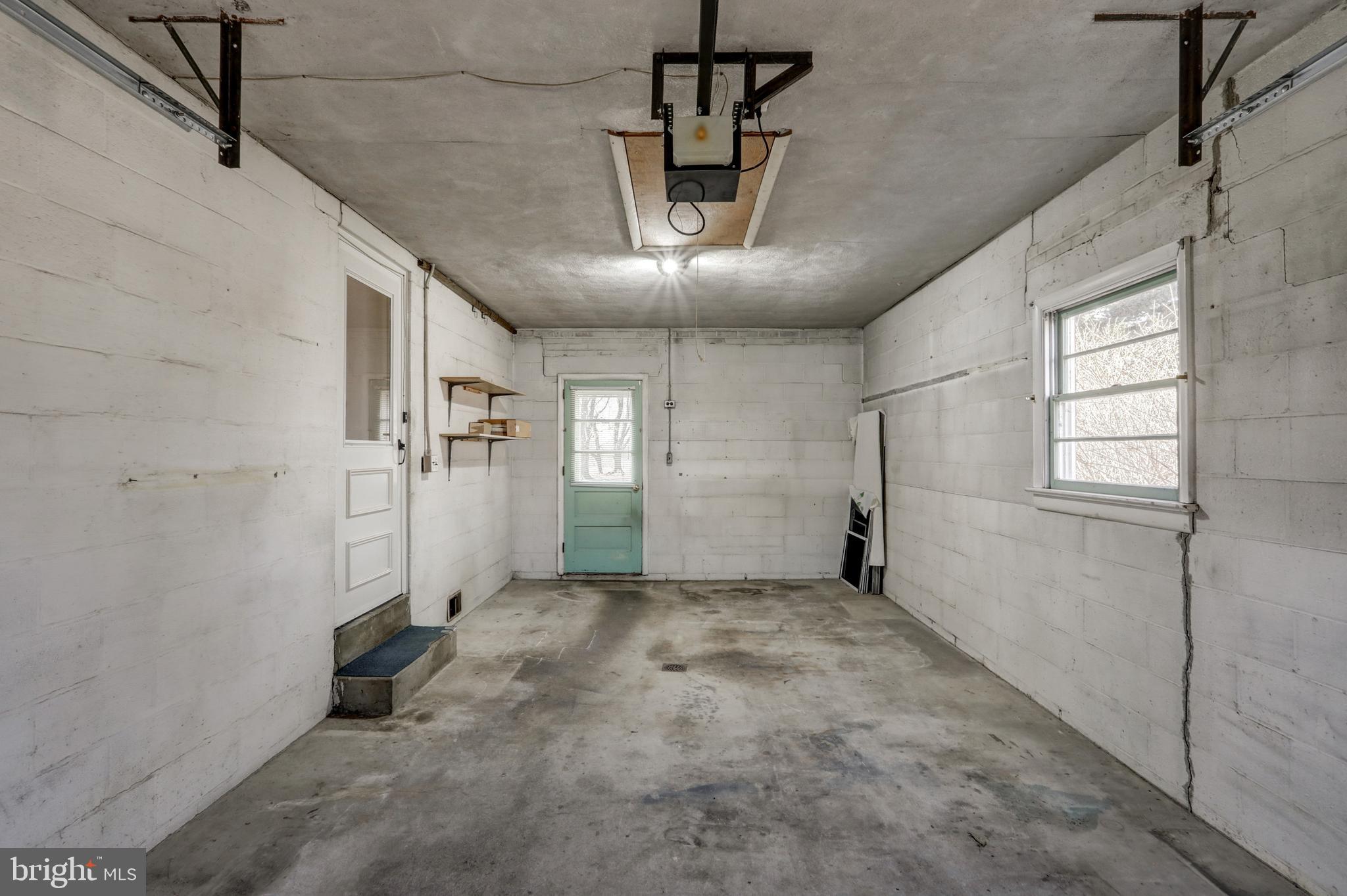 1363 Union Street Lancaster, PA 17603 - Photo 26 of 32 Garage