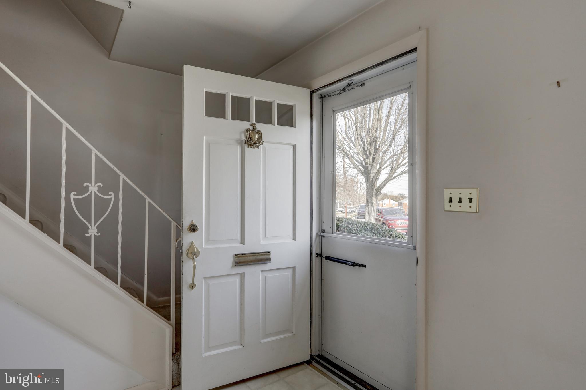 1363 Union Street Lancaster, PA 17603 - Photo 3 of 32 Entrance