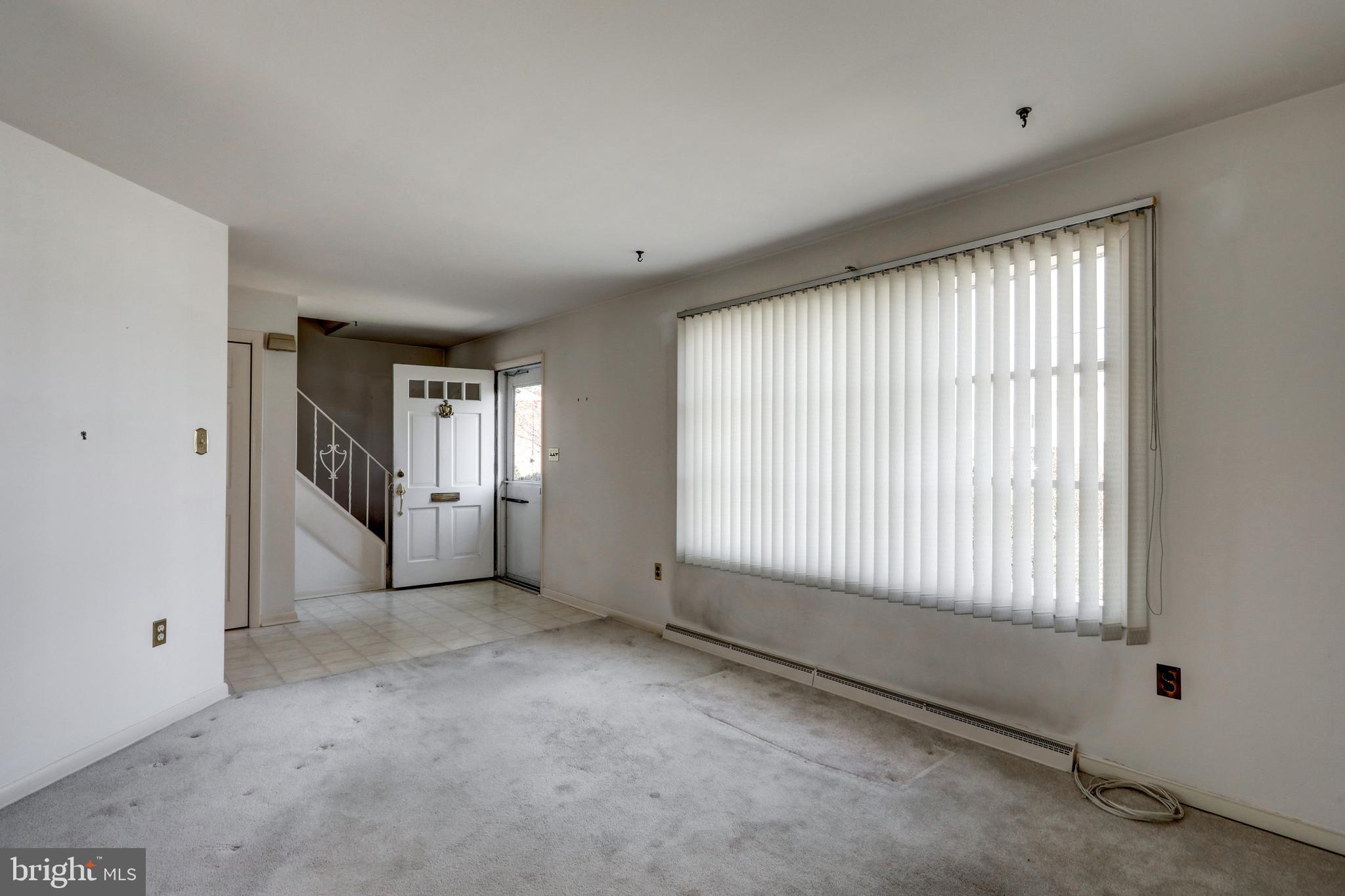 1363 Union Street Lancaster, PA 17603 - Photo 5 of 32 Living Room