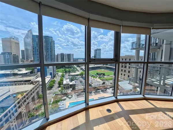 $358,000 | 333 West Trade Street, Unit 1210, Charlotte, NC 28202