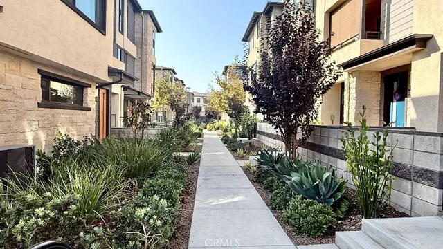 $898,000 | 2943 West Lincoln Avenue, Unit 1, Anaheim, CA 92801