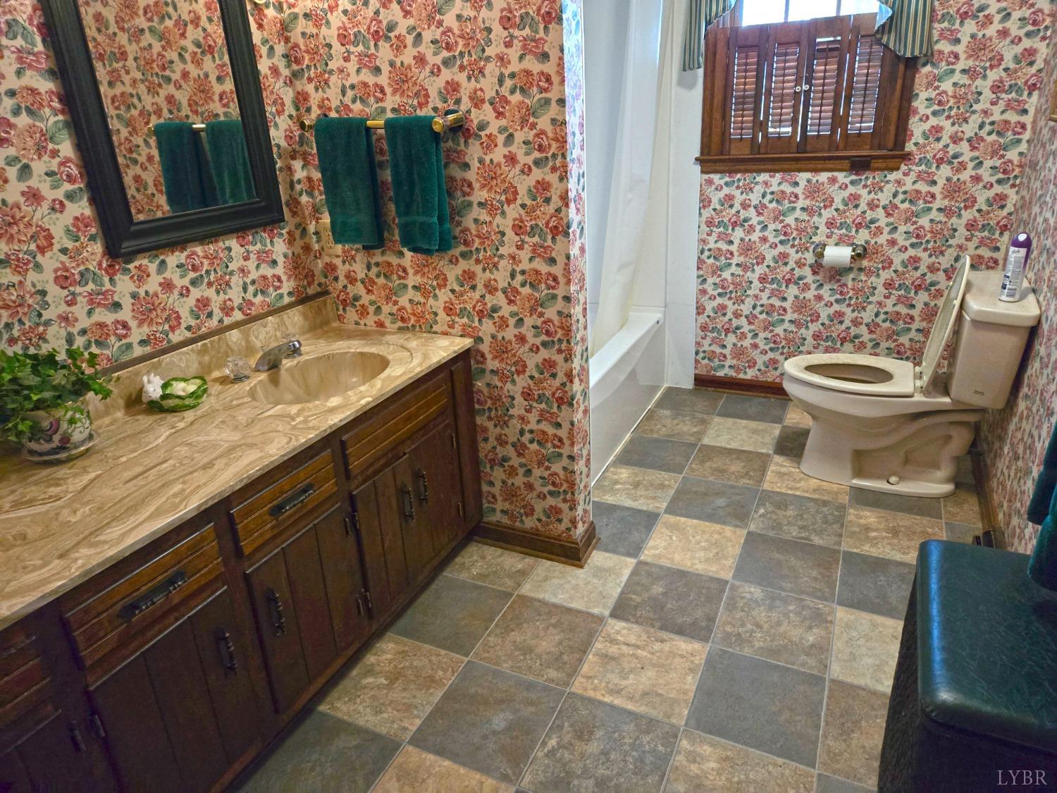 3049 Farmville Road Farmville, VA 23901 - Photo 7 of 26