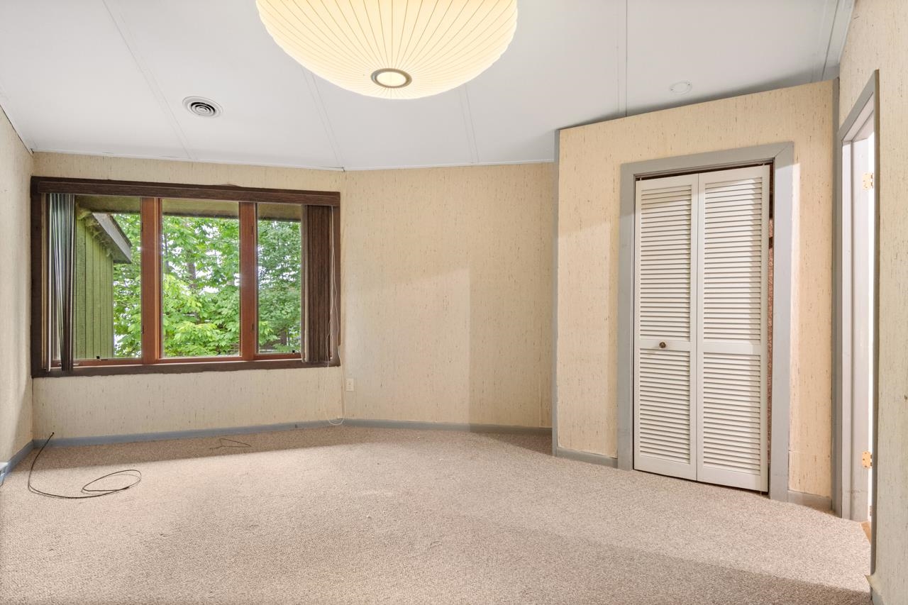 11576 Bluff Road Traverse City, MI 49686 - Photo 28 of 36