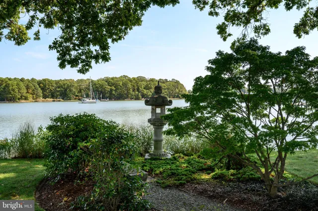 $1,900,000 | 24390 Oakwood Park Road, St. Michaels, MD 21663