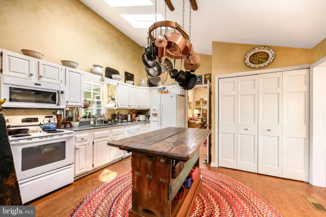 $1,900,000 | 24390 Oakwood Park Road, St. Michaels, MD 21663