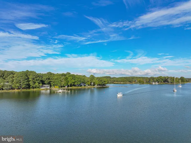 $1,900,000 | 24390 Oakwood Park Road, St. Michaels, MD 21663