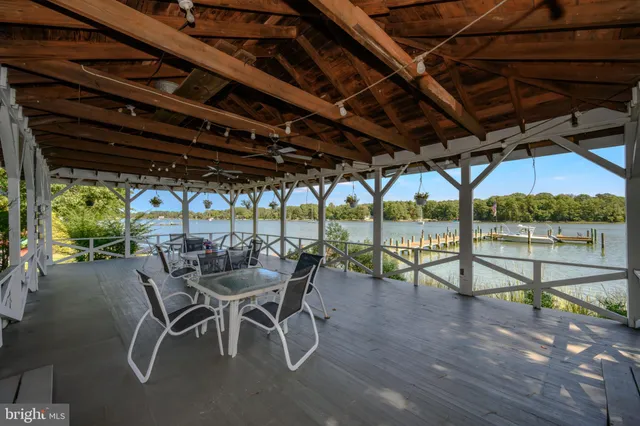 $1,900,000 | 24390 Oakwood Park Road, St. Michaels, MD 21663