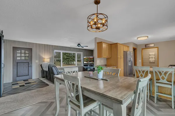 $329,000 | 2 6th Avenue South, Sartell, MN 56377