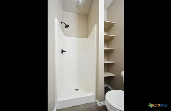 $1,374 | 107 Rosedale Avenue, New Braunfels, TX 78130