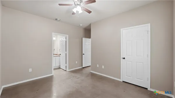 $1,374 | 107 Rosedale Avenue, New Braunfels, TX 78130