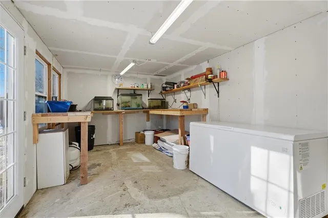 $895,000 | 36131 West 130th Street, Rayville, MO 64084