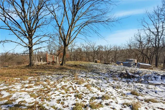 $895,000 | 36131 West 130th Street, Rayville, MO 64084