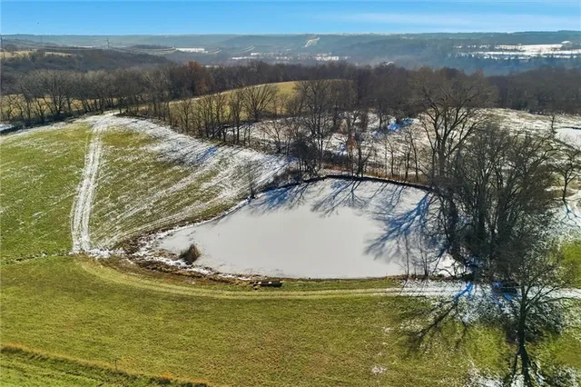 $895,000 | 36131 West 130th Street, Rayville, MO 64084