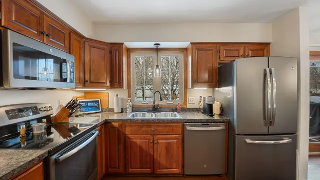 $264,999 | 3004 2nd Avenue Northwest, Willmar, MN 56201