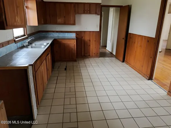 $49,900 | 433 Reed Meadows Drive, Greenville, MS 38701