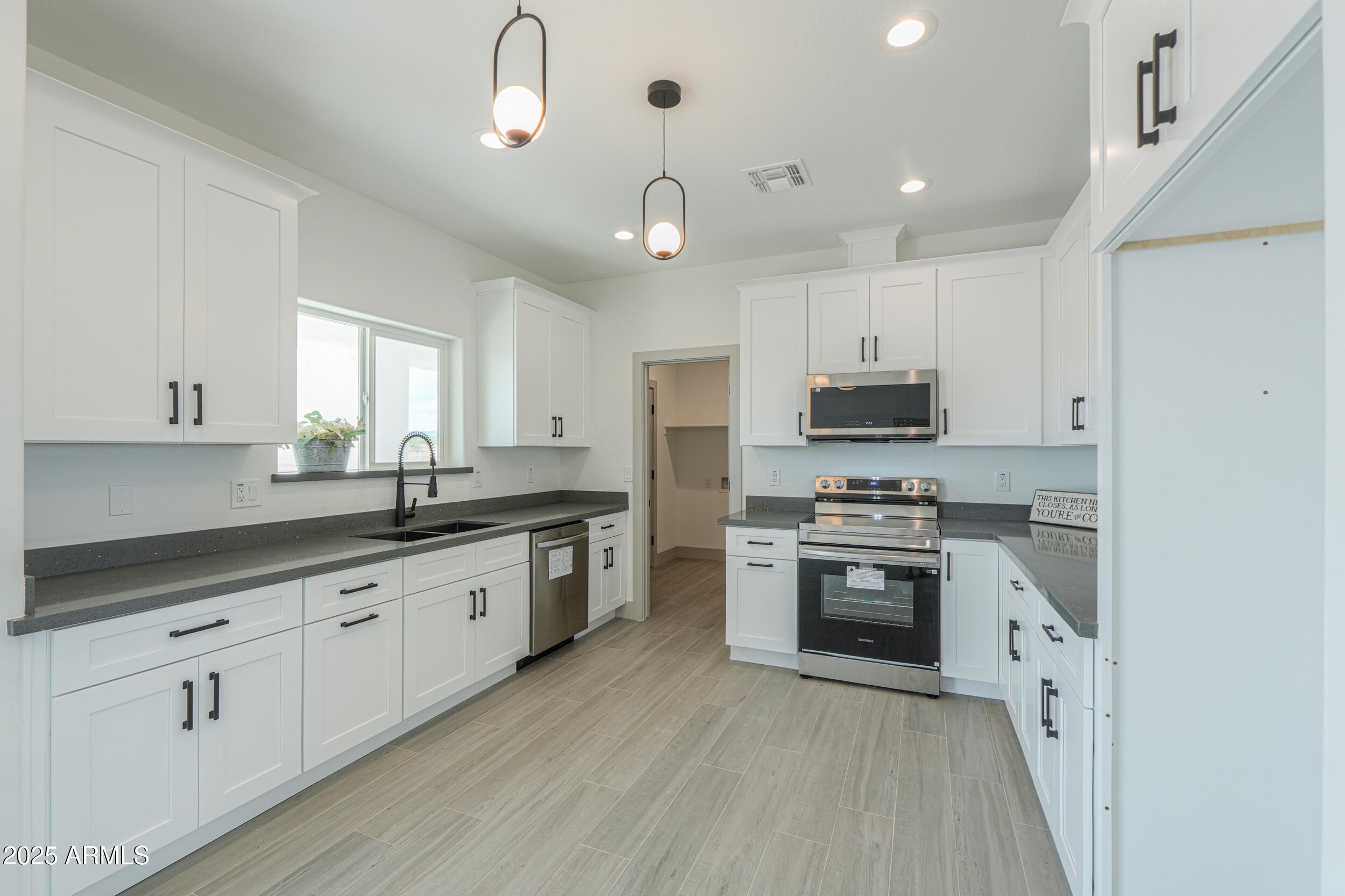 40179 West Robles Road Stanfield, AZ 85172 - Photo 11 of 46 10