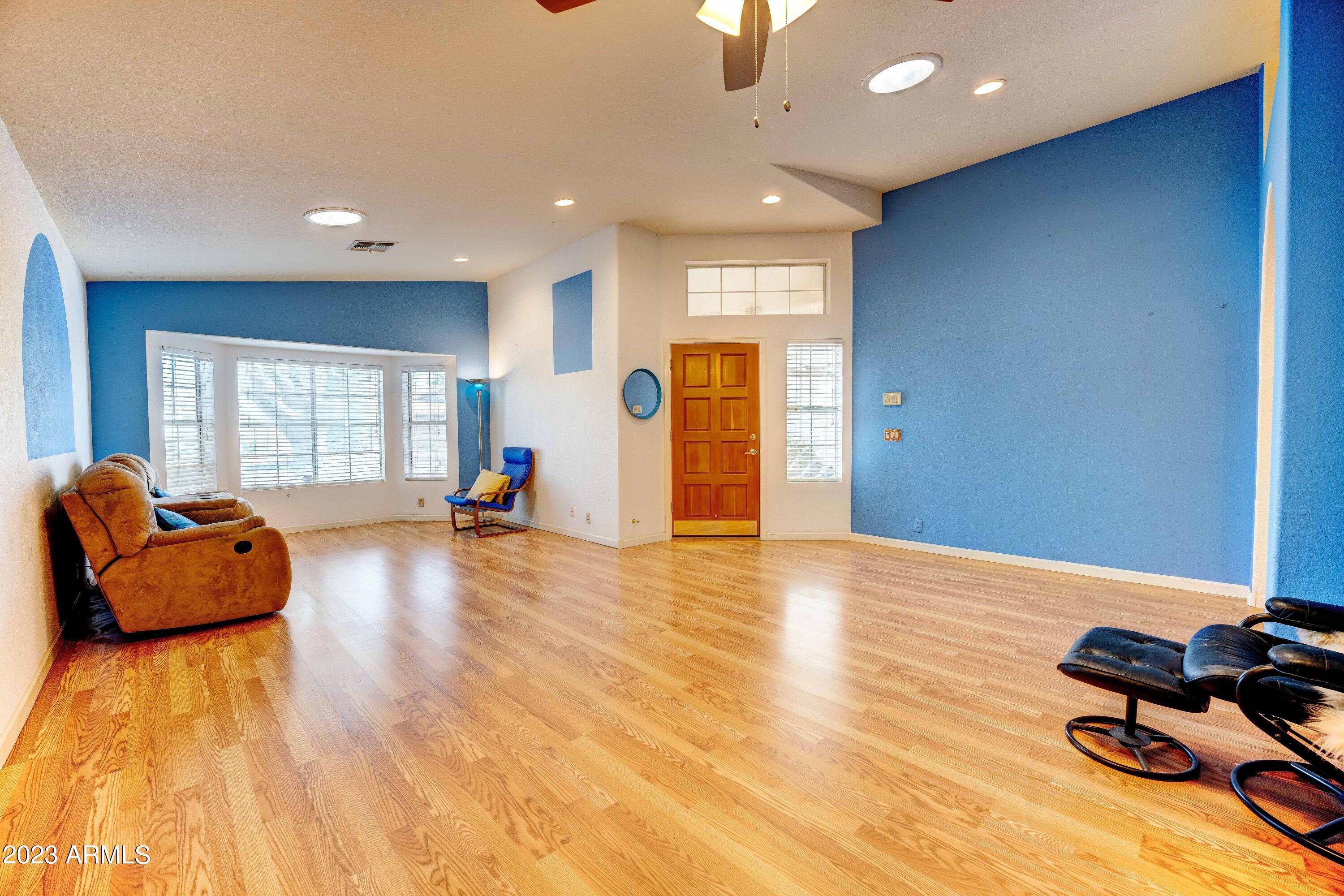 8748 West Wethersfield Road Peoria, AZ 85381 - Photo 11 of 61 DSC01595_6_7_8_9