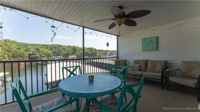 $319,000 | 40 Lighthouse Road, Unit 5201, Lake Ozark, MO 65049