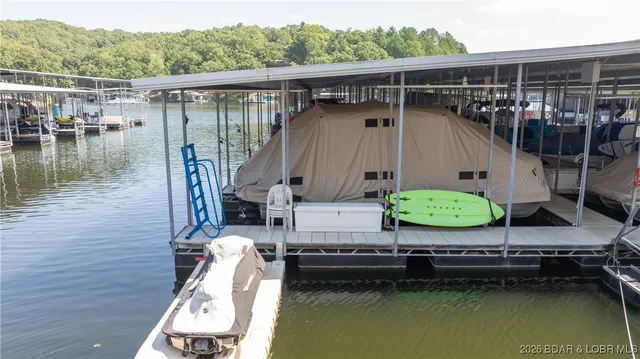 $319,000 | 40 Lighthouse Road, Unit 5201, Lake Ozark, MO 65049