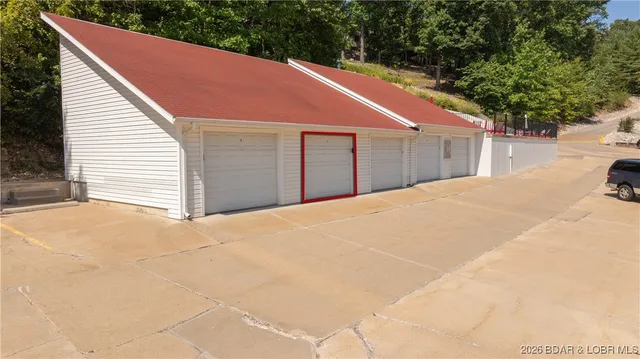 $319,000 | 40 Lighthouse Road, Unit 5201, Lake Ozark, MO 65049