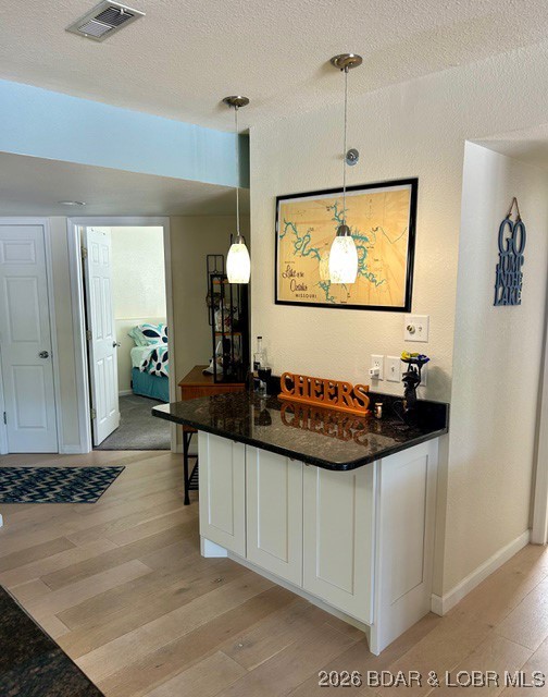 40 Lighthouse Road, Unit 5201 Lake Ozark, MO 65049 - Photo 6 of 32 Wonderfully designed bar area provides additional