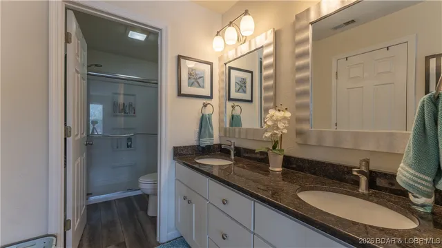 $319,000 | 40 Lighthouse Road, Unit 5201, Lake Ozark, MO 65049