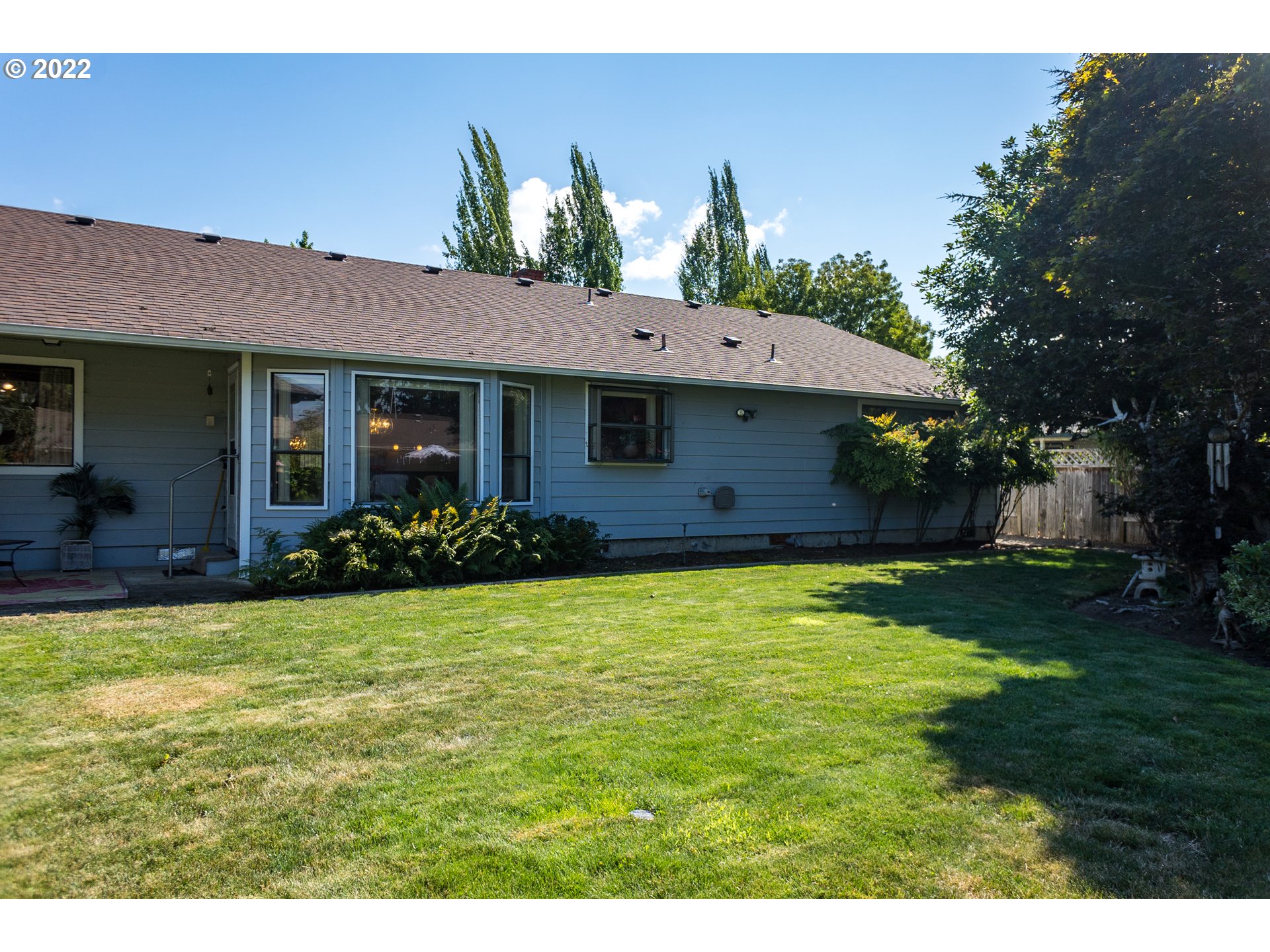375 72nd Place Springfield, OR 97478 - Photo 27 of 32 a view of a house with a yard