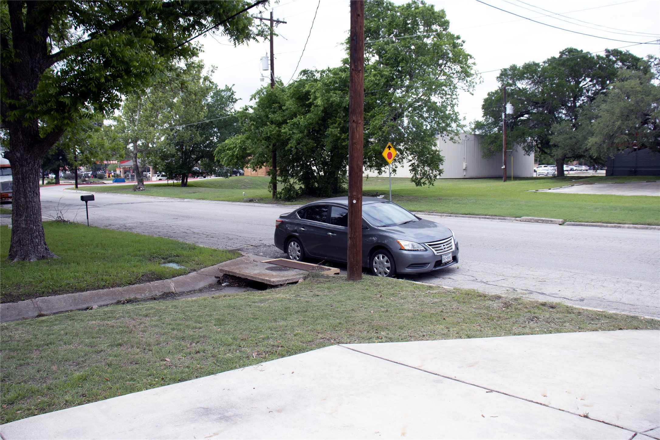 633 South Commerce Street Lockhart, TX 78644 - Photo 28 of 29 Image quality insufficient for description