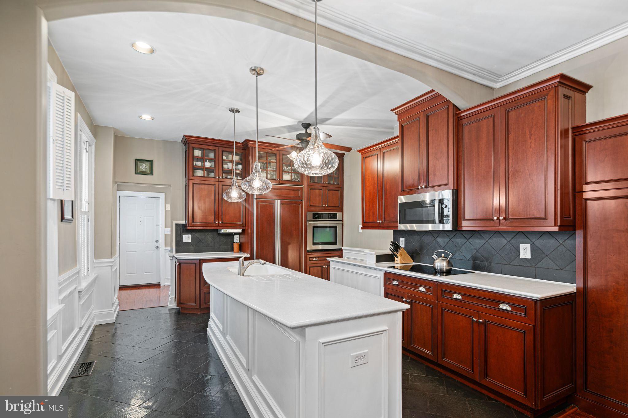 1935 Spring Garden Street Philadelphia, PA 19130 - Photo 12 of 49