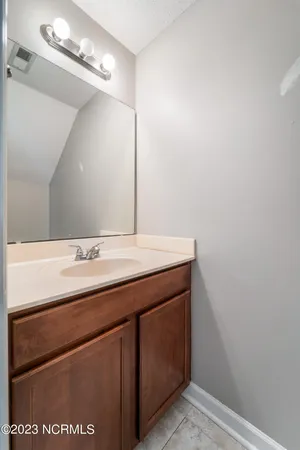 $1,295 | 300 Burley Drive, Unit 10, Hubert, NC 28539