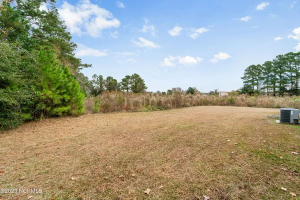$1,295 | 300 Burley Drive, Unit 10, Hubert, NC 28539