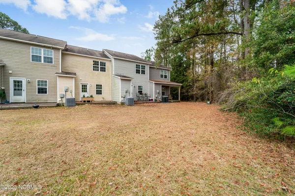 $1,295 | 300 Burley Drive, Unit 10, Hubert, NC 28539