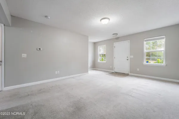 $1,295 | 300 Burley Drive, Unit 10, Hubert, NC 28539