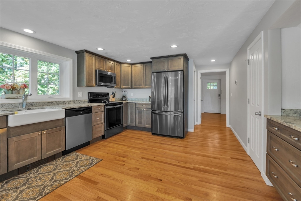 43 Mountain Brook Road Sturbridge, MA 01566 - Photo 11 of 42 Gallery Image 11
