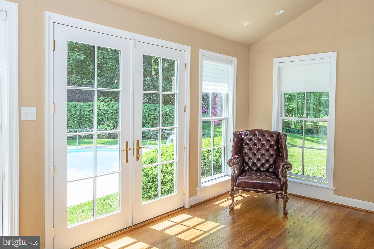 237 Atlee Road Wayne, PA 19087 - Photo 26 of 44 Sunroom off Primary bedroom - Office or Gym?