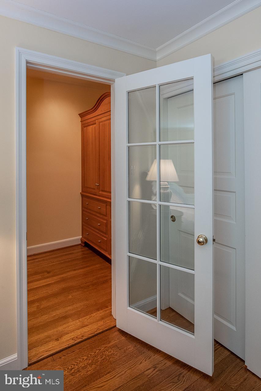 237 Atlee Road Wayne, PA 19087 - Photo 27 of 44 Glass door into Dressing Room