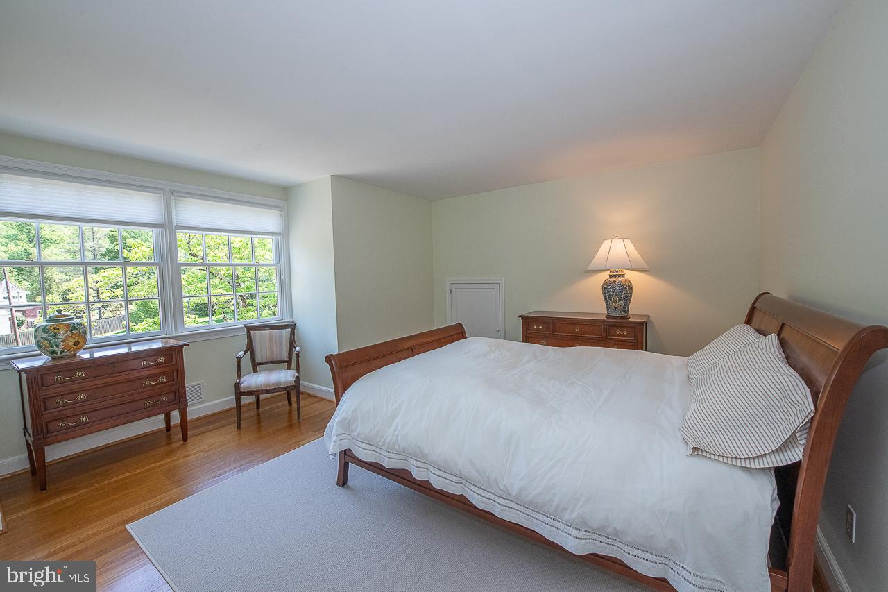 237 Atlee Road Wayne, PA 19087 - Photo 36 of 44 Bedroom #4 with ensuite bath